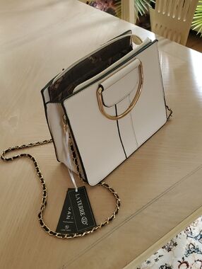 LA TERRE HANDBAG